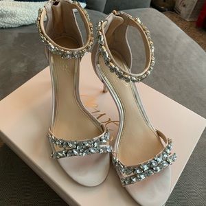 Jewel Badgley Mischka Heels
